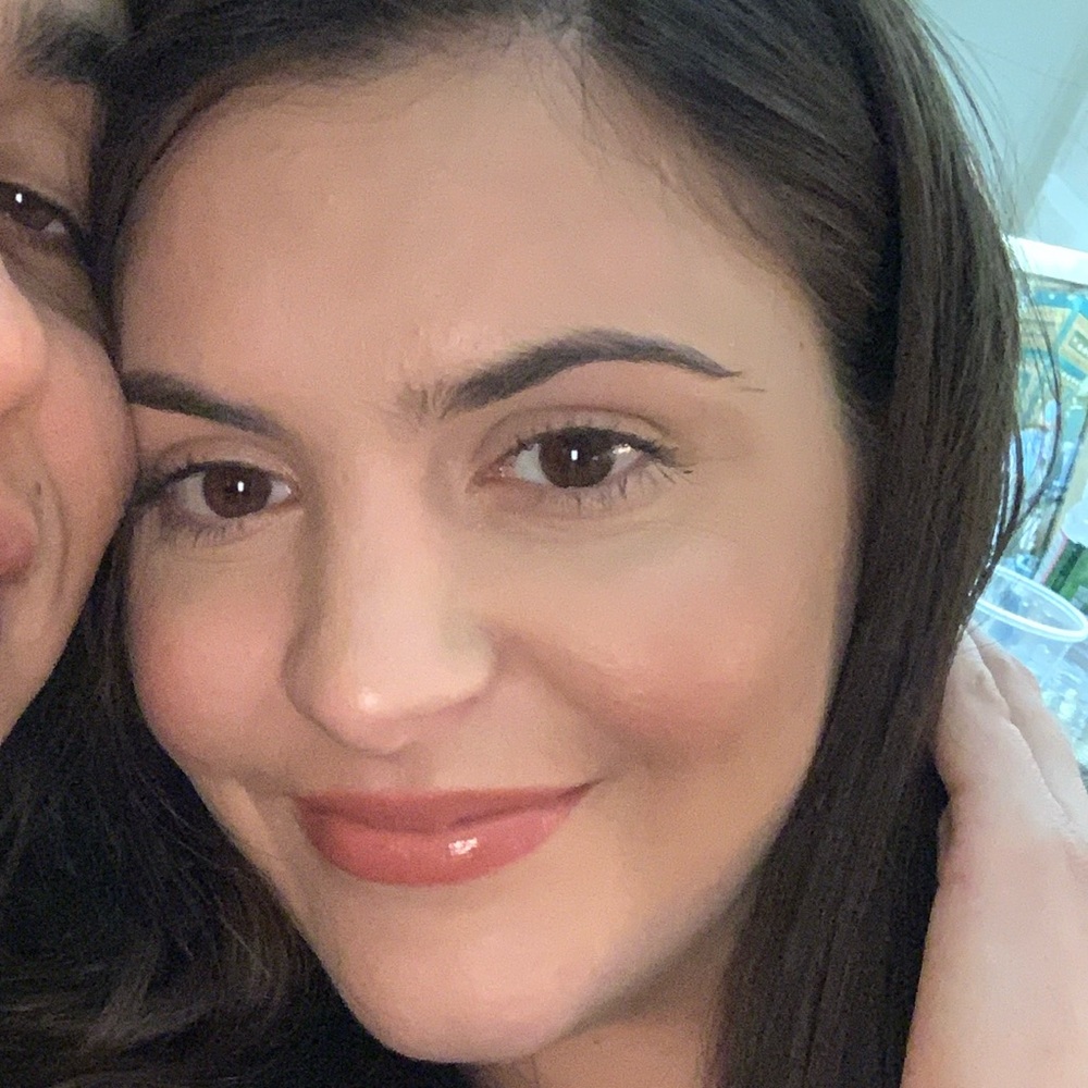 Meet your Posher, Selvete